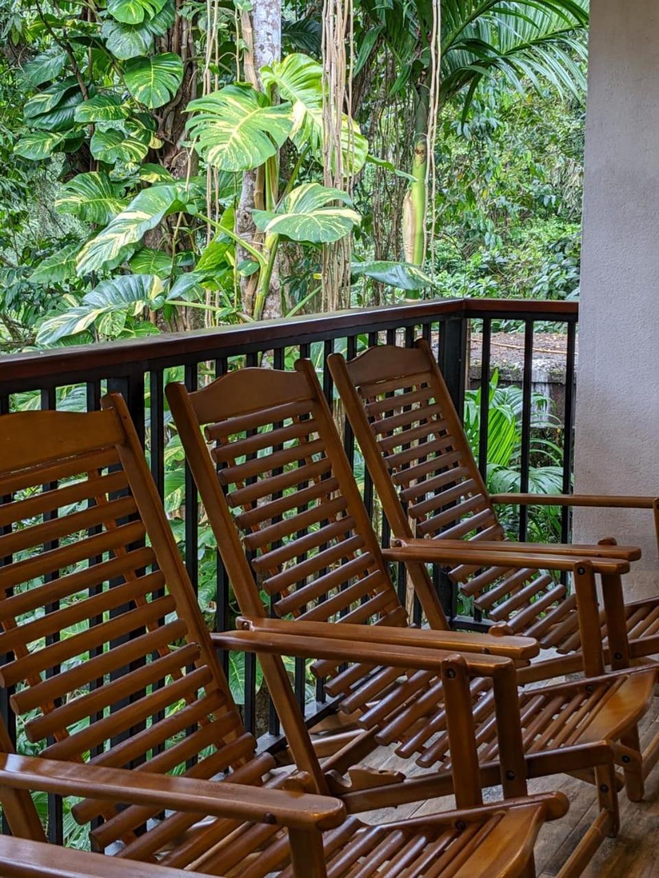 Old Bridge Riverside Hotel Kitulgala Eksteriør bilde